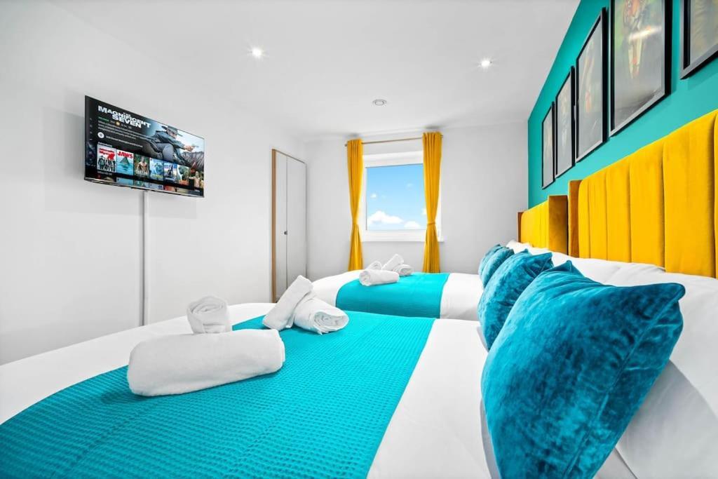 Spacious 2 Bed Apt B'Ham Cc With Parking Sleeps 7 Birmingham Exterior foto