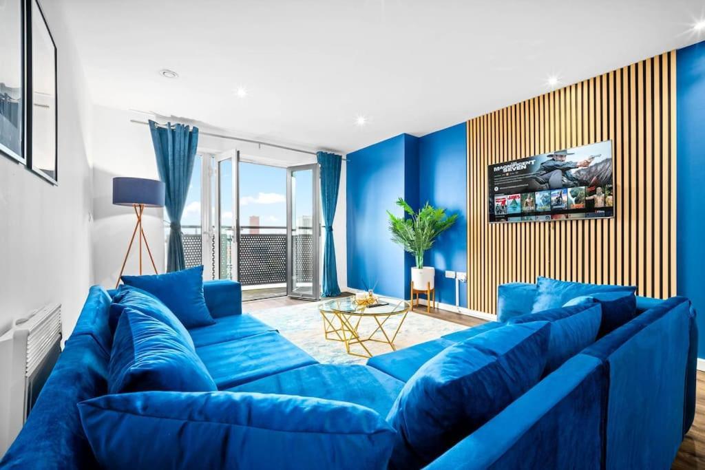 Spacious 2 Bed Apt B'Ham Cc With Parking Sleeps 7 Birmingham Exterior foto
